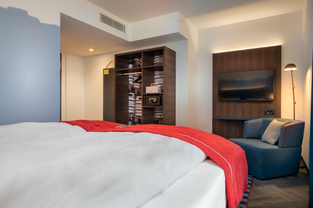 Holiday Inn - The Niu, Keg Hamburg Ost By Ihg Exteriör bild